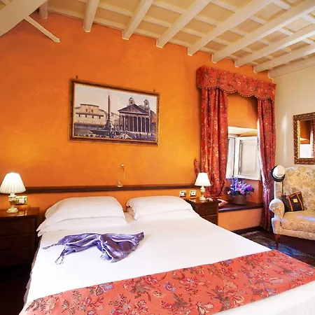Bed & Breakfast Pantheon 4*