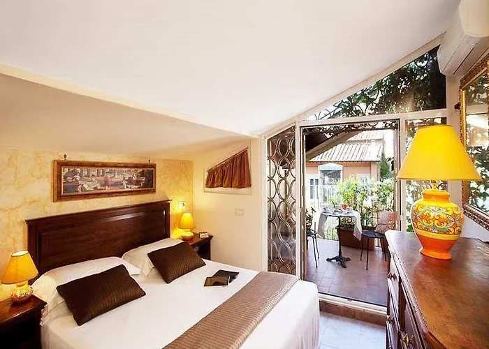 Bed & Breakfast Pantheon 4*