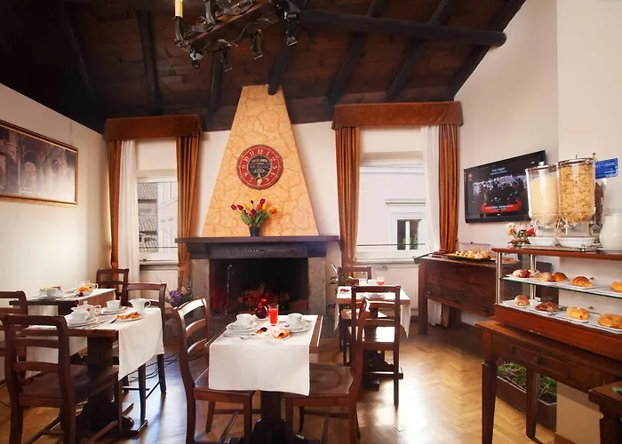 Bed & Breakfast Pantheon 4*