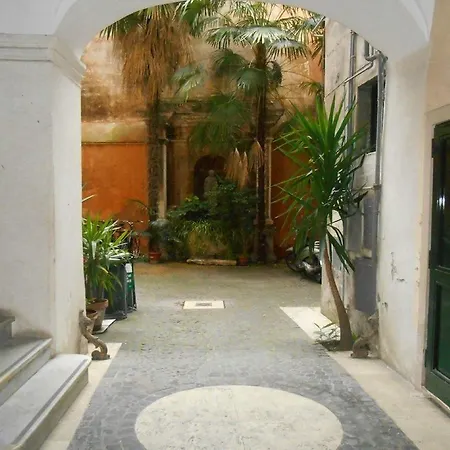 Bed & Breakfast Pantheon 3*